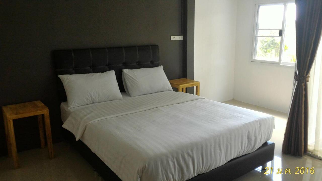 Loftel @ Nakhon Hostel Nakhon Szi Thammarat Kültér fotó